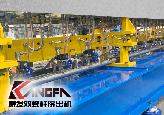 康發(fā)雙螺桿擠出機，砥礪前行！祝賀中國珠峰測量登山隊成功登頂珠峰，再創(chuàng)歷史！
