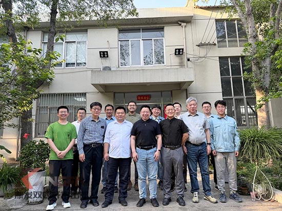 中石化石科院院長李明豐率隊蒞臨康發(fā)雙螺桿造粒機調(diào)研廢塑料循環(huán)利用項目
