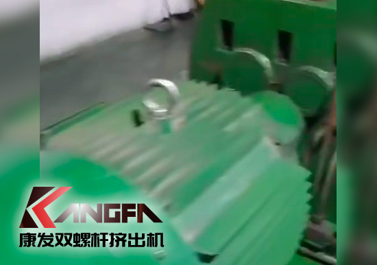 感受康發(fā)一代設(shè)備品質(zhì)！20年雙螺桿擠出機(jī)設(shè)備（電動(dòng)工具生產(chǎn)制造）運(yùn)轉(zhuǎn)如初